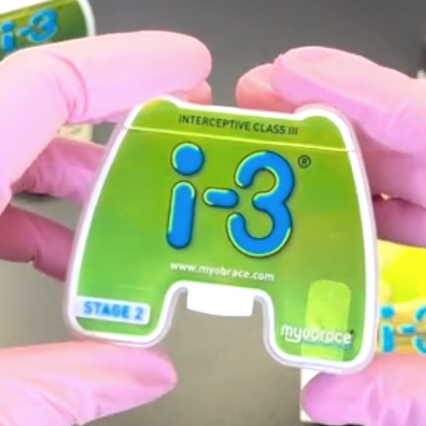 ������� Myobrace I-3 Small � ��������, ����������