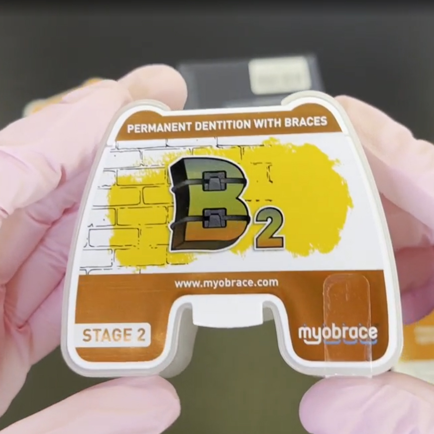 ������� Myobrace B2 Medium, ����������
